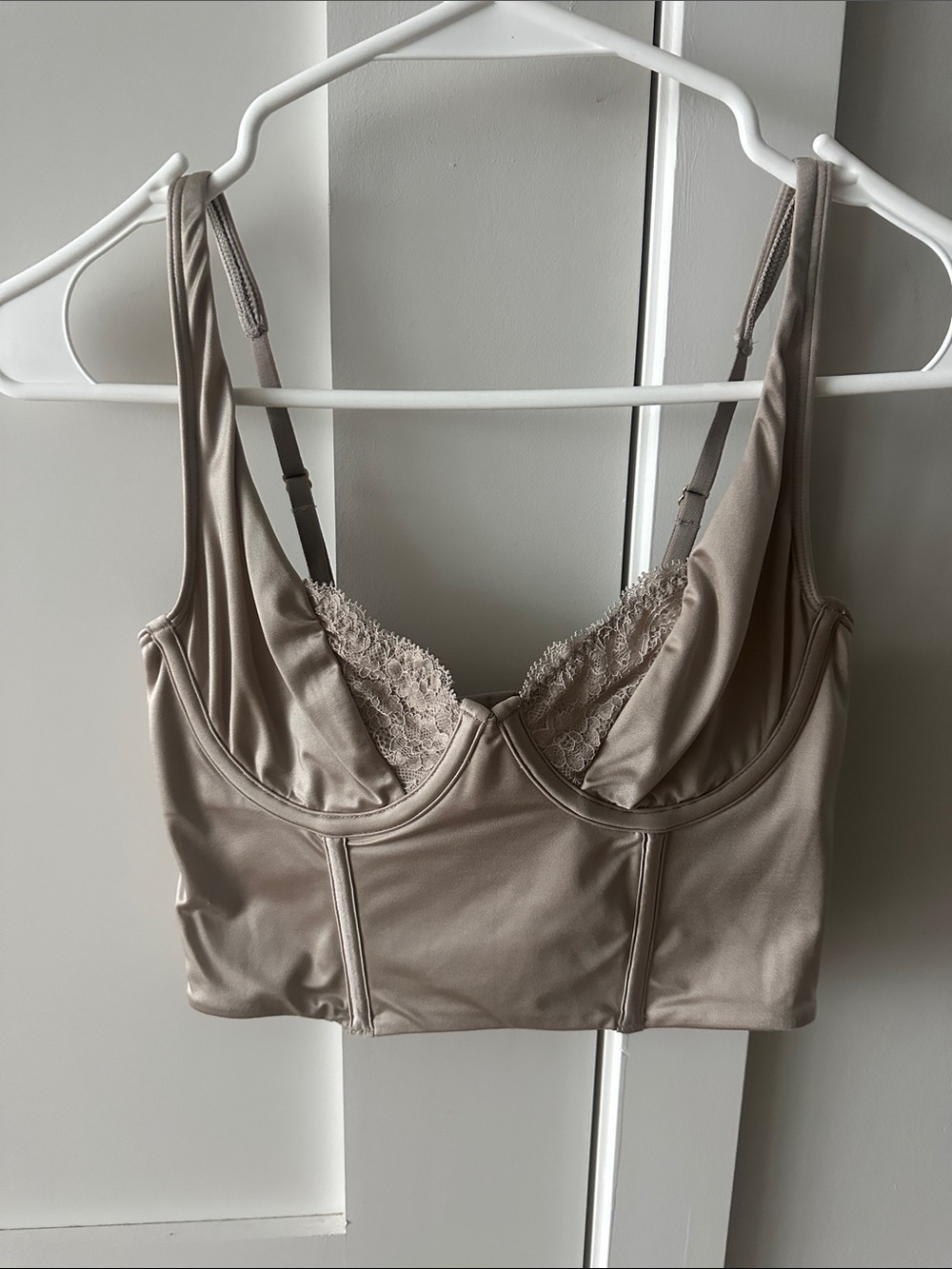 Abercrombie & Fitch Lace & Datin Balconette Corset